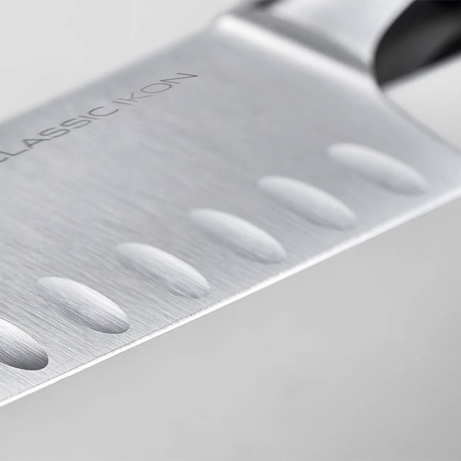 Classic Ikon Santoku Knife, 17cm