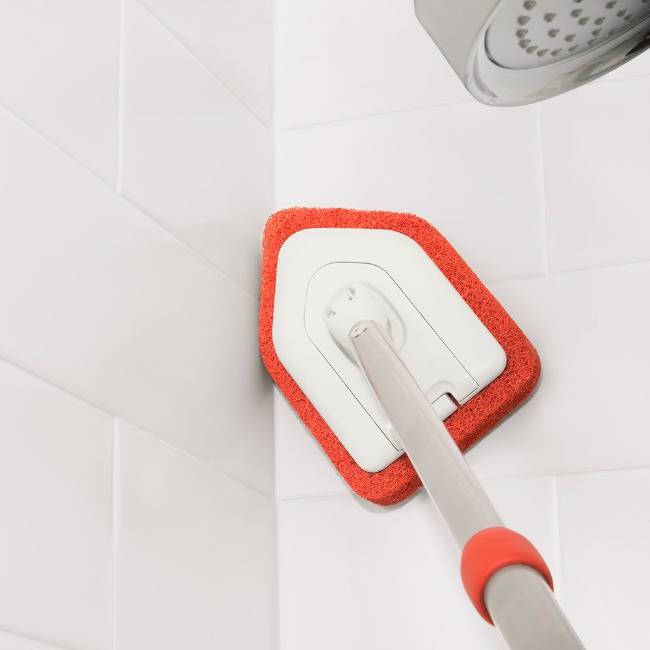Good Grips Extendable Tub & Tile Scrubber
