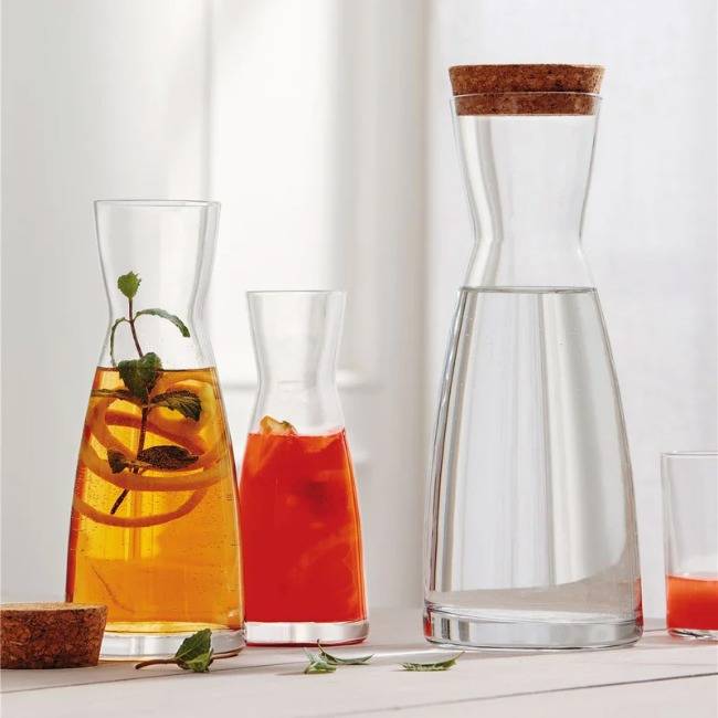 Ypsilon Carafe With Cork Stopper, 500ml
