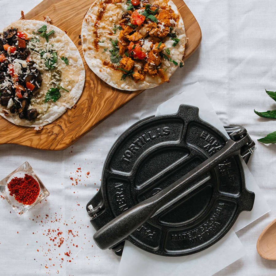 Seasoned Cast Iron Tortilla Press, 25cm