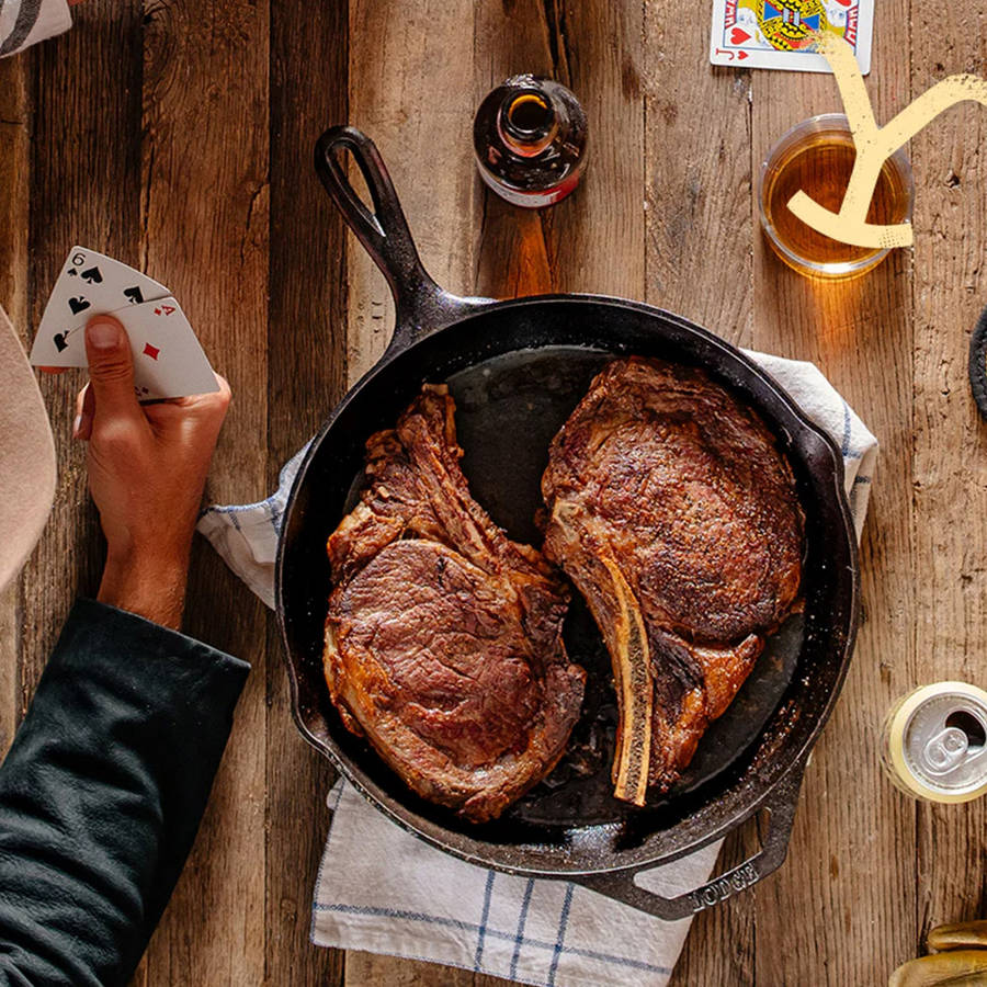 Yellowstone Seasoned Cast Iron Steer Skillet, 30cm