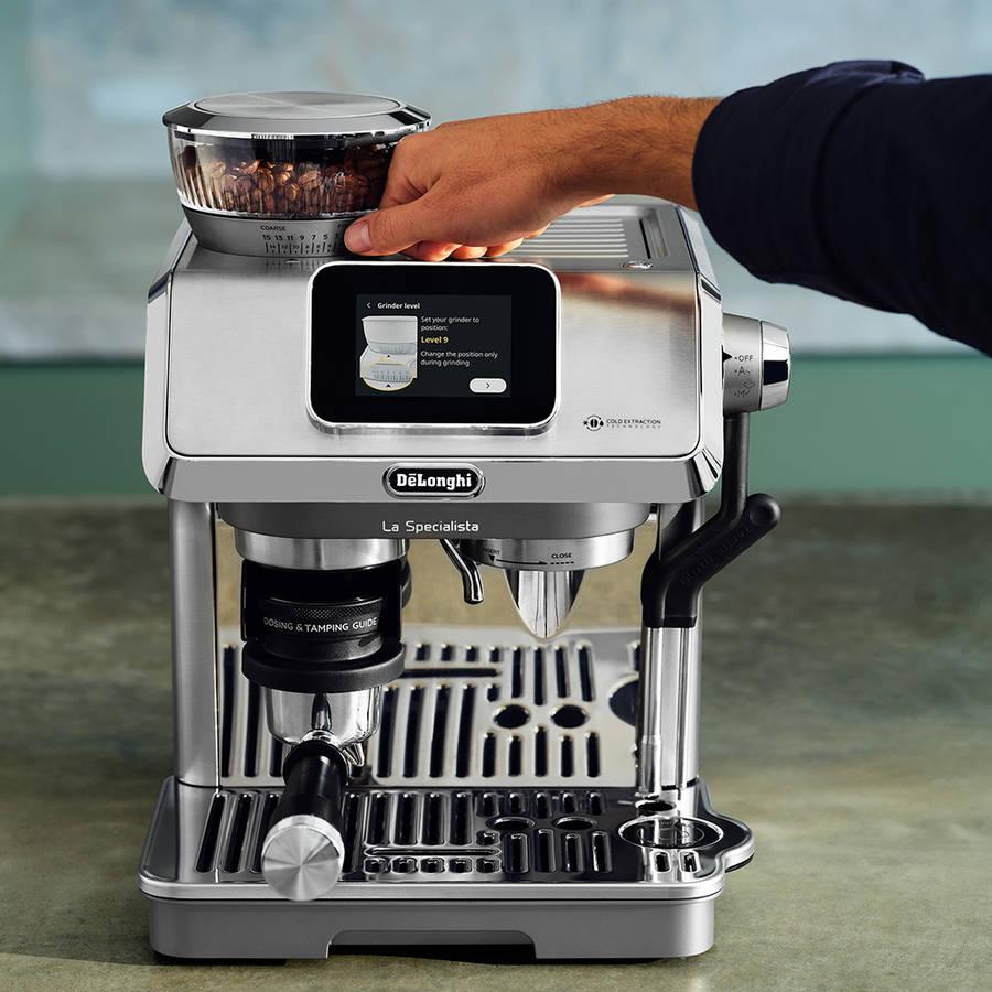 La Specialista Touch Manual Pump Bean to Cup Coffee Machine, EC9455.EX2