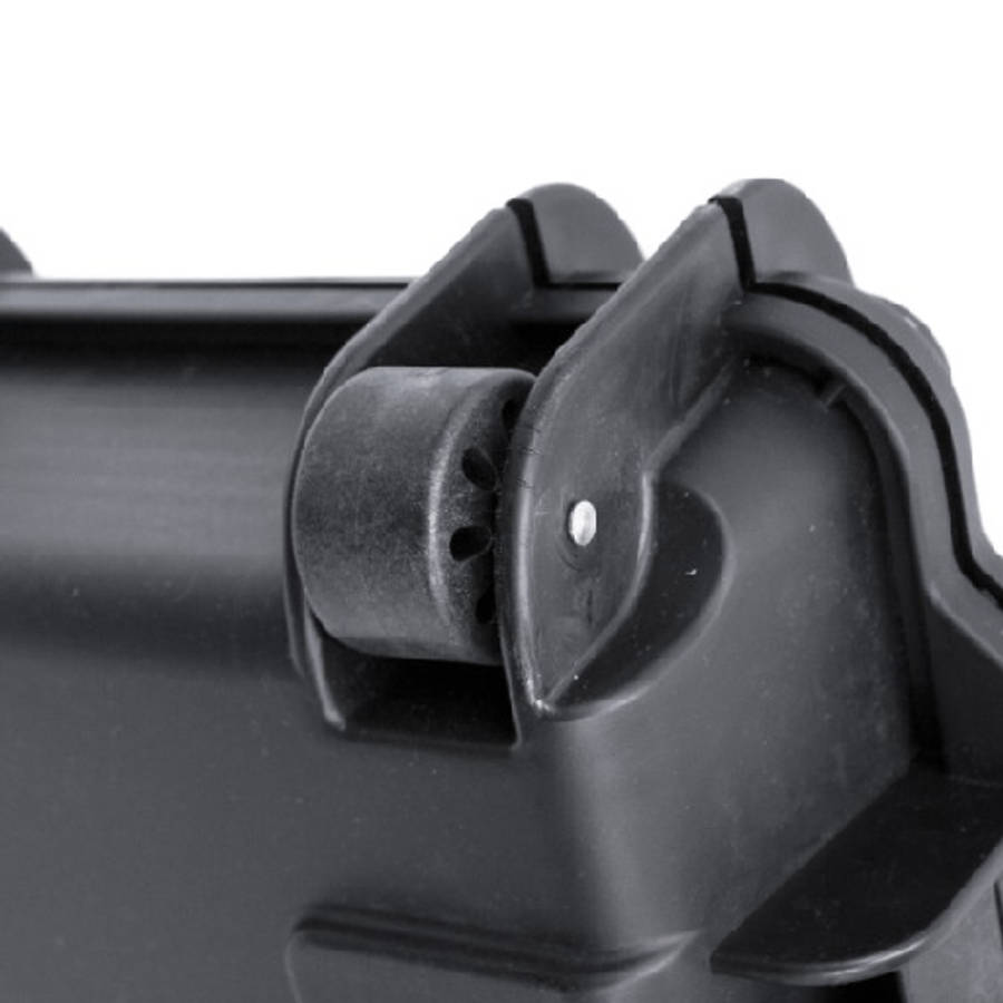 Nuprol Xl Hard Case  Black (Wave Foam) NHC-03-BLK