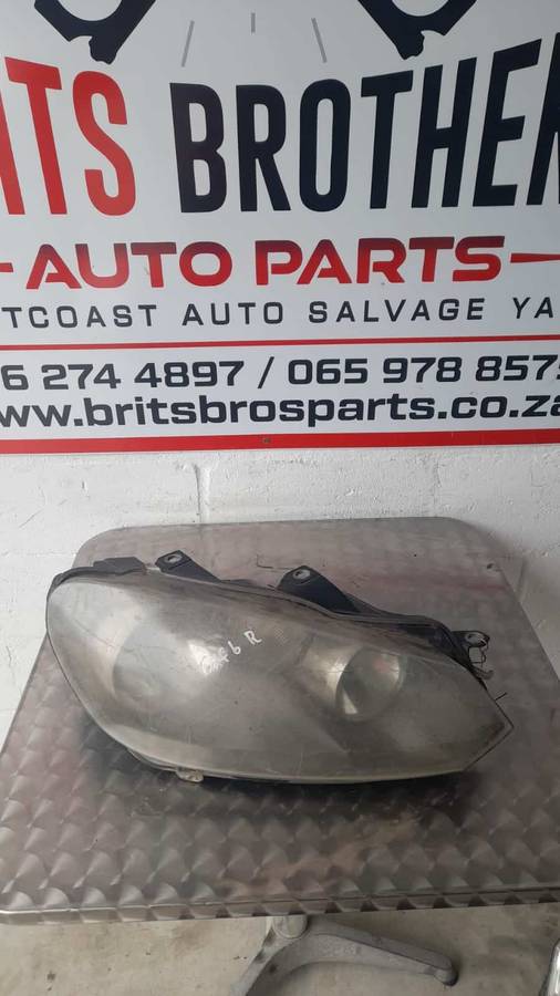 Vw Golf 6 Right Headlight