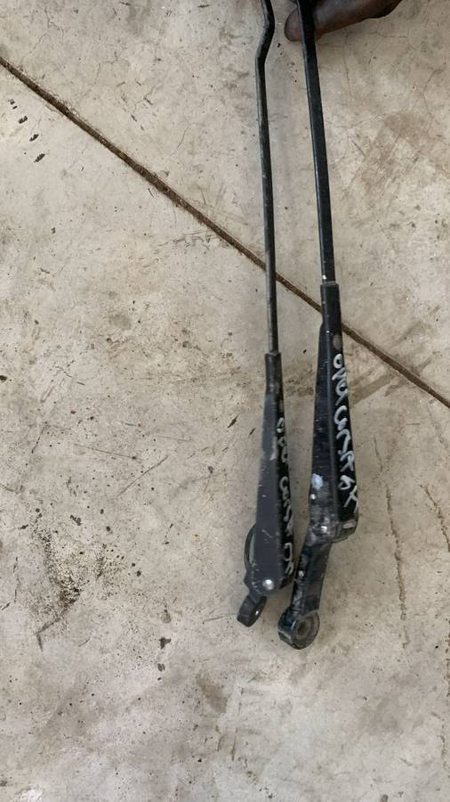 Opel corsa wiper arm