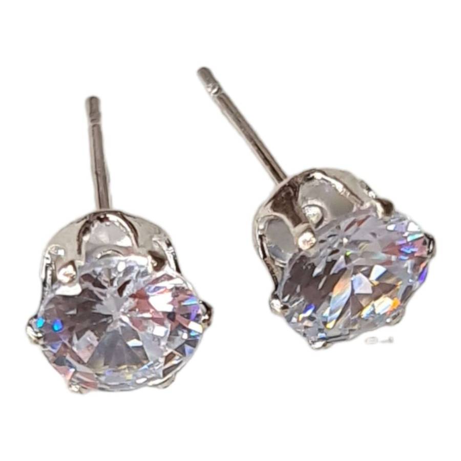 Cubic Zirconia stud earrings, crystal, 6mm