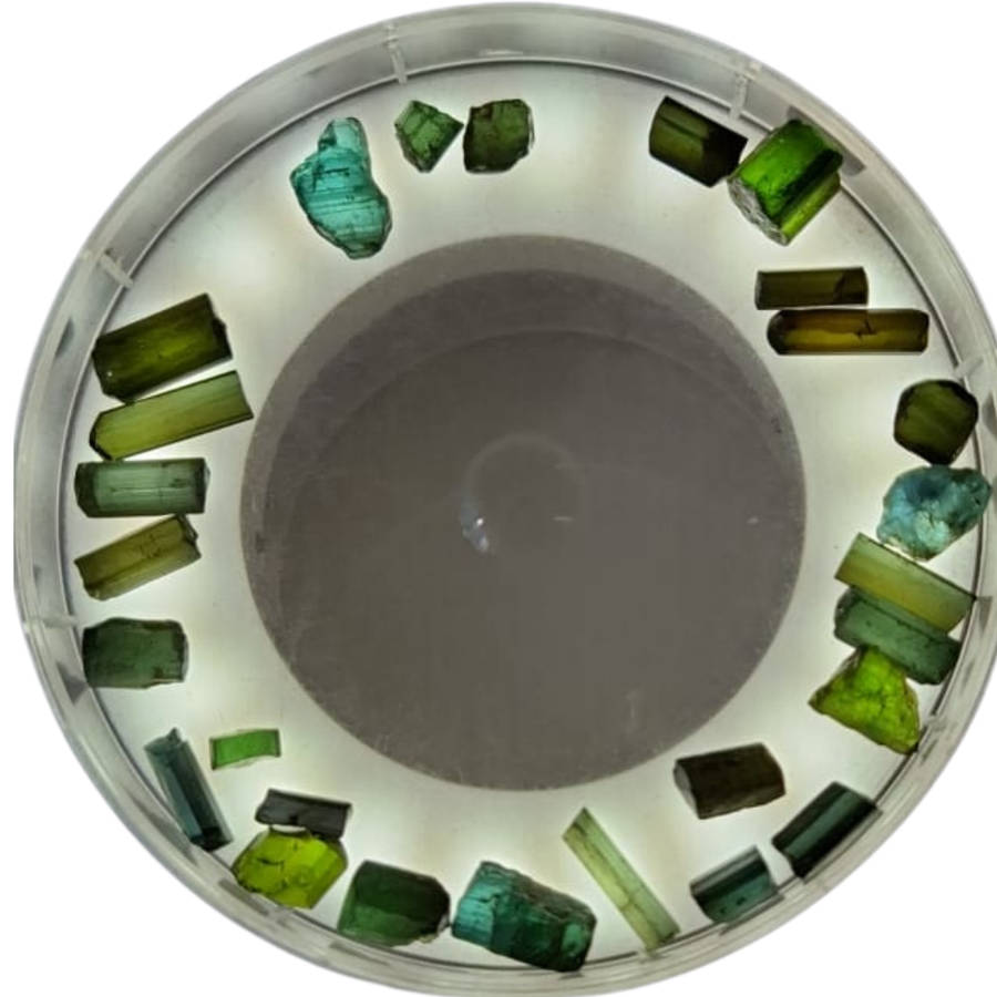 Green tourmaline rough piece 5-9mm