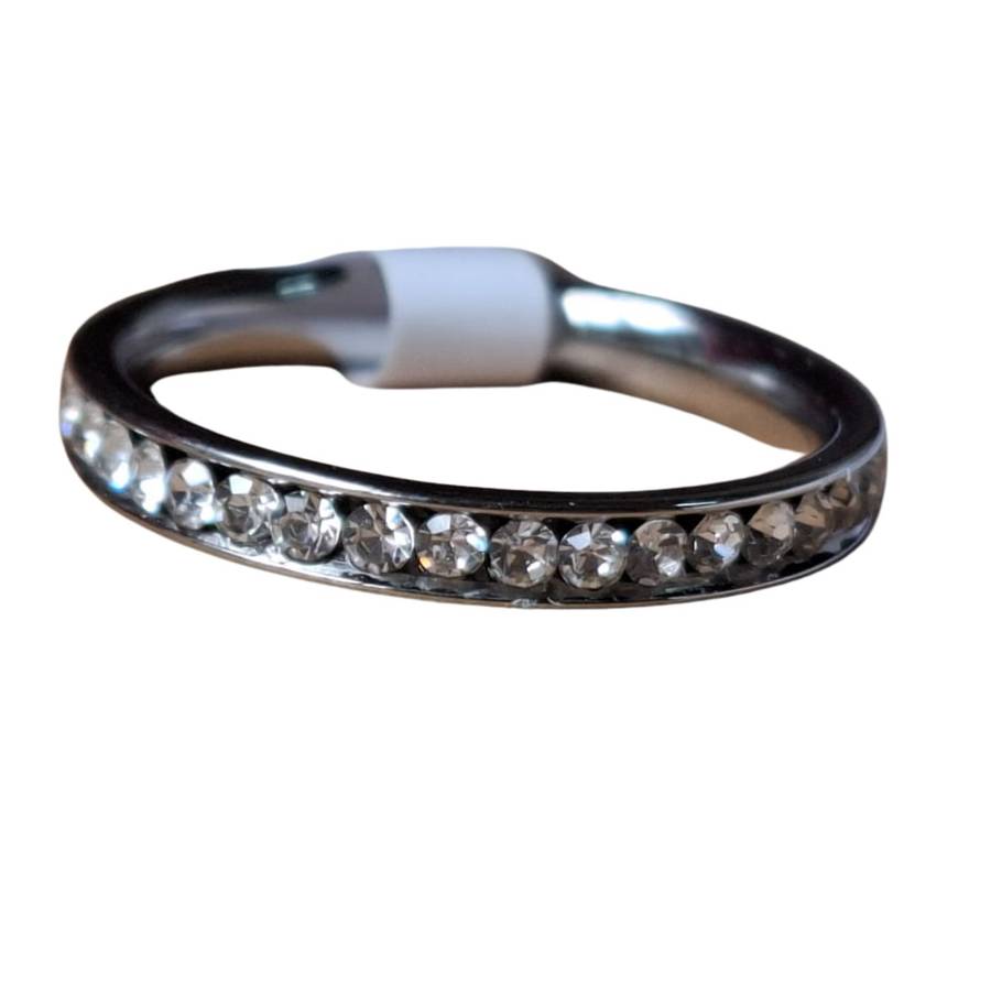 Single row of rhinestone ring, Stainless steel, assorted sizes