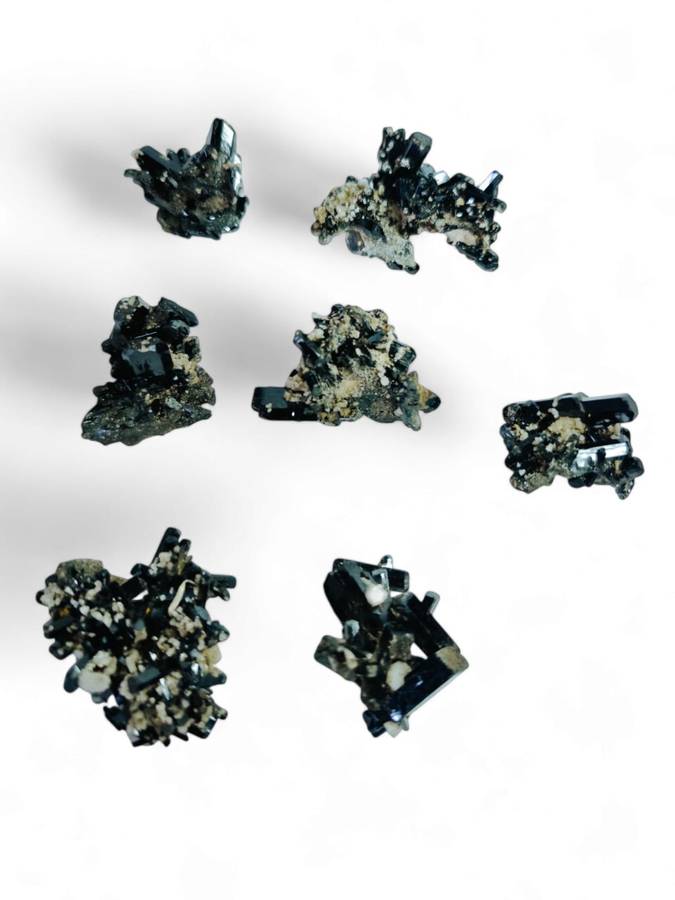 Aegerine and feldspar, Zomba, Malawi, thumbnail size
