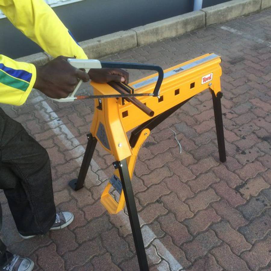 TONI - Power Clamp, reversible Jaws, foot operated - TWS-SJ1