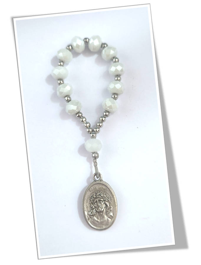 Ecce Homo Finger Rosary in White Glass Crystals