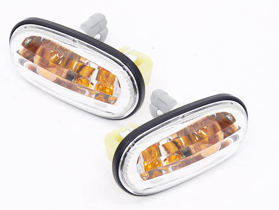 Toyota Tazz/Corolla Rxi Crystal Side Fender Indicators (pair)