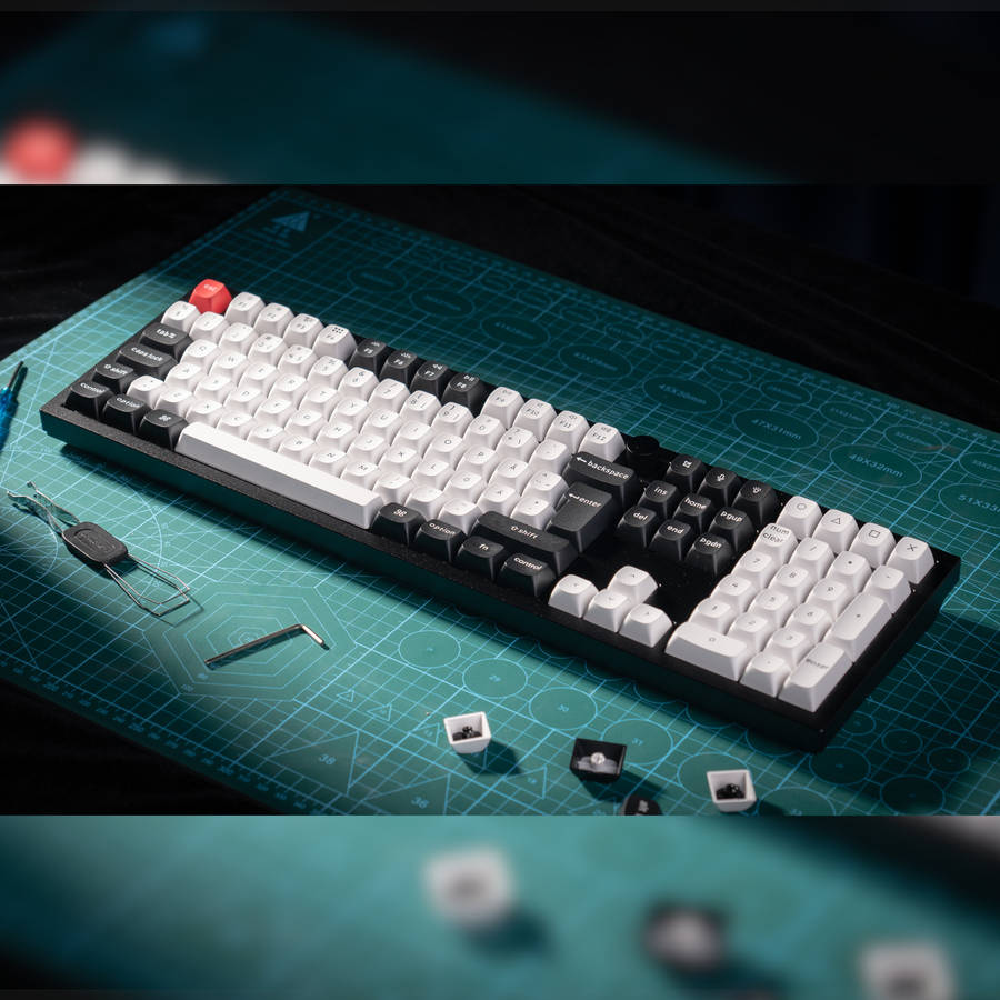 Keychron - Q6 HE QMK Full-size Wireless Custom Mechanical Keyboard (Nebula Switch)  Carbon Bla...