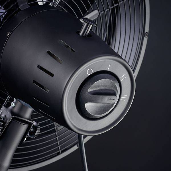 Russell Hobbs Metal Desk Fan