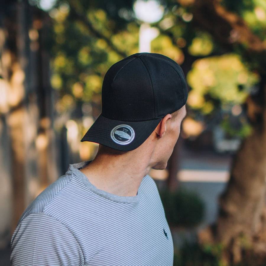 Uflex 5 Panel Curved Peak Snapback Cap