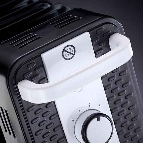 Russell Hobbs 11 Fin Curved Oil Heater