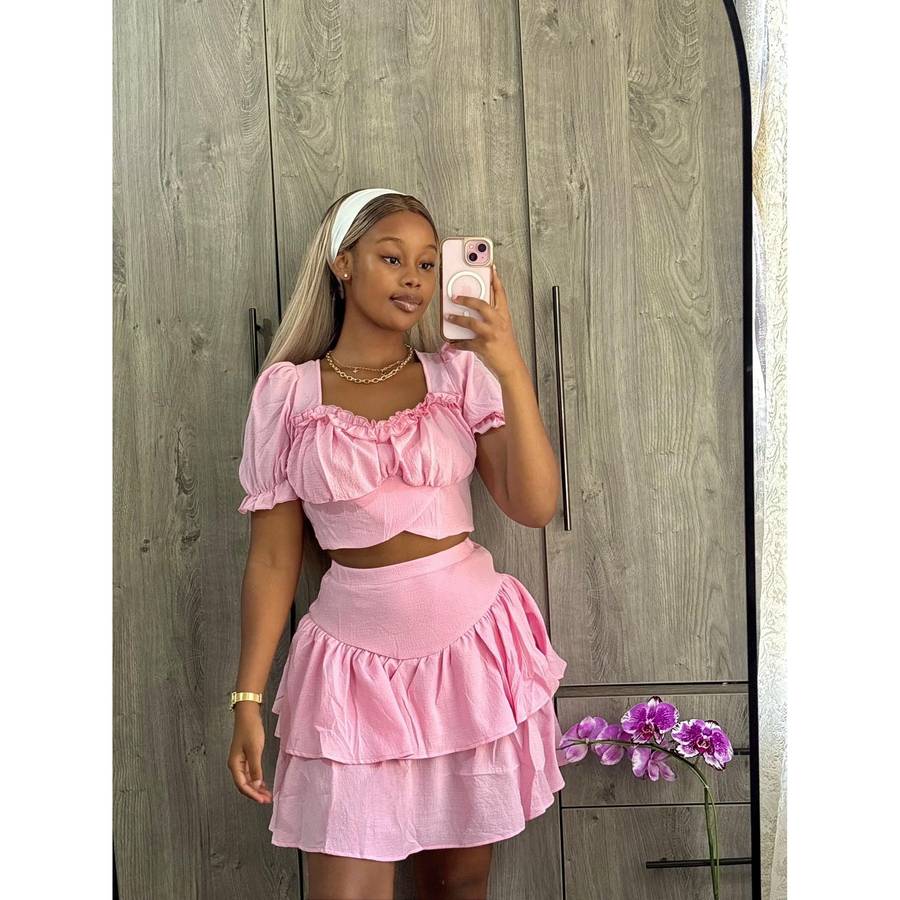 Sweetheart Neck Puff Sleeve Crop Top & Ruched Ruffle Hem Skirt Set