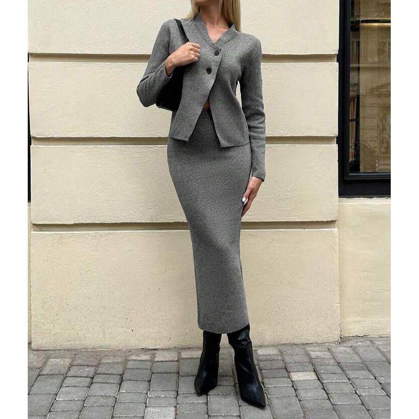 2 Pieces Ladies Elegant Knit Skirt & Sweater Set