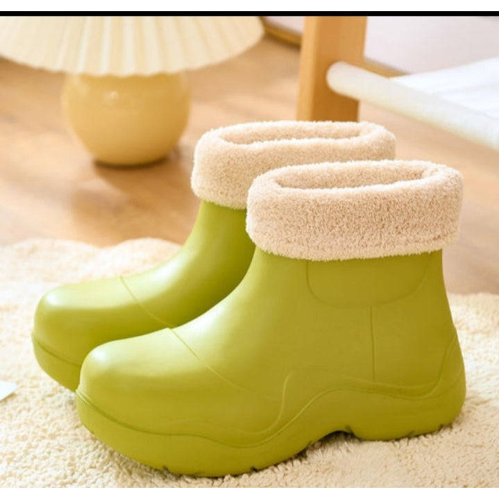 Winter Boots - BROWN / 5