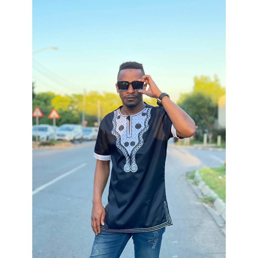 Mens African Vintage Embroidered T-Shirt - BLUE / L