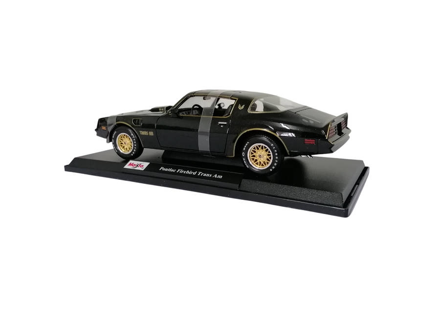Maisto Pontiac Firebird Trans Am 1:18 Model
