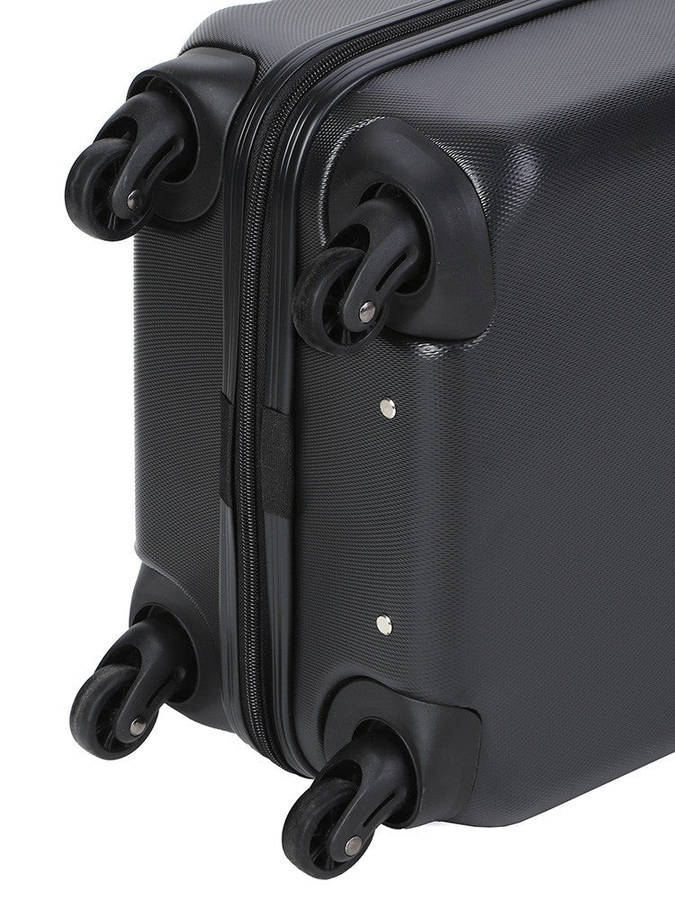 Voyager Hardshell 75cm Trolley Case Black