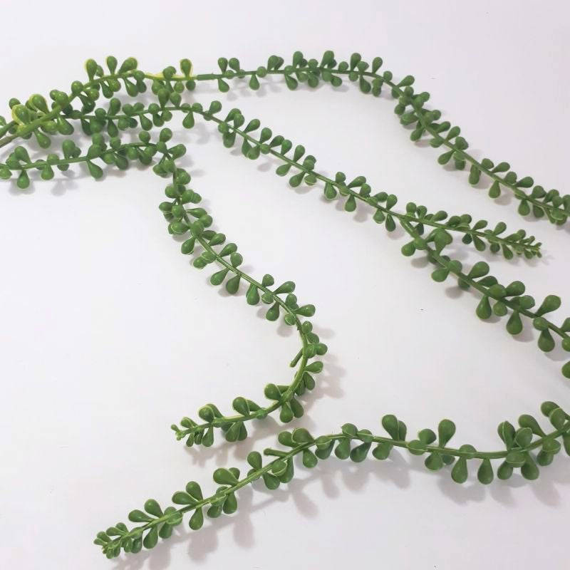 leaf strand - hanging pearls