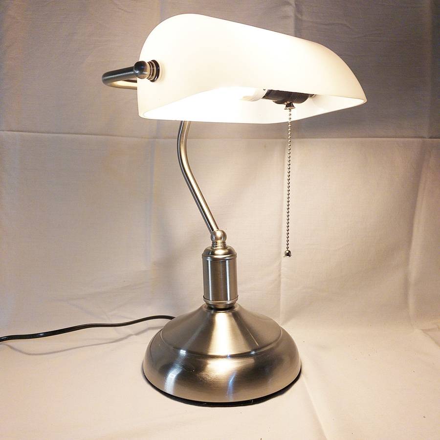 Bankers Lamp with Pull Switch - White