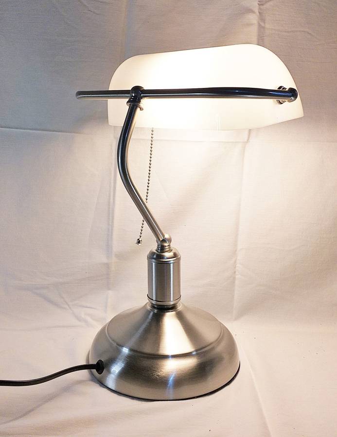 Bankers Lamp with Pull Switch - White