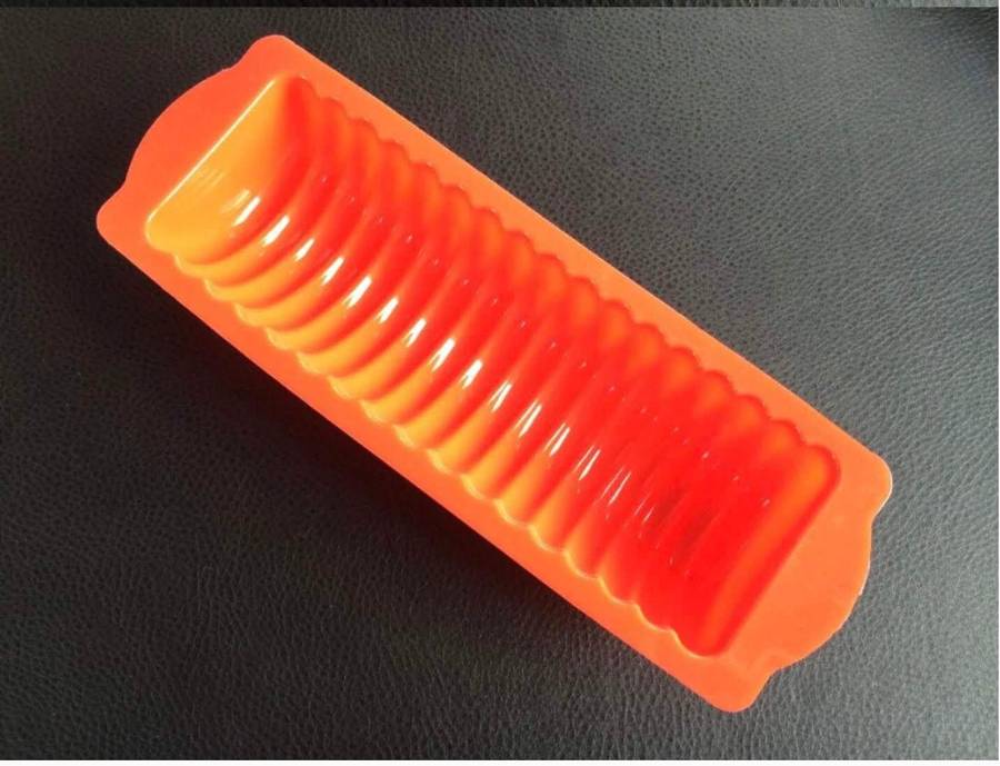 Silicone baking trays