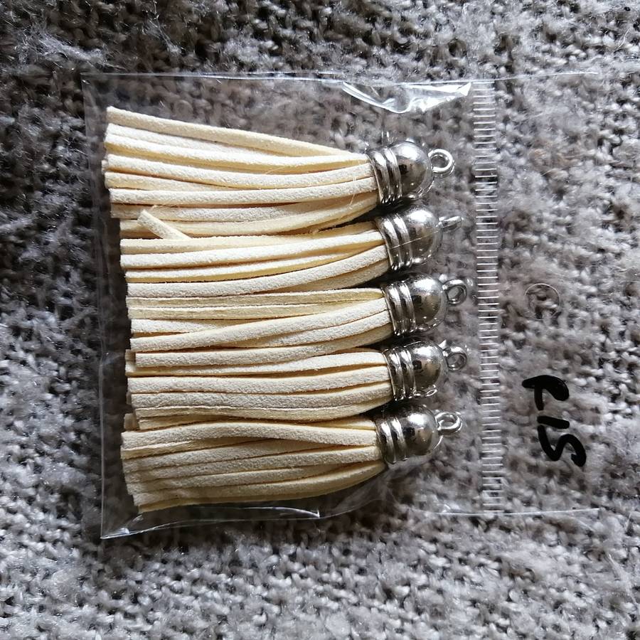 Leather Tassles (Cream)