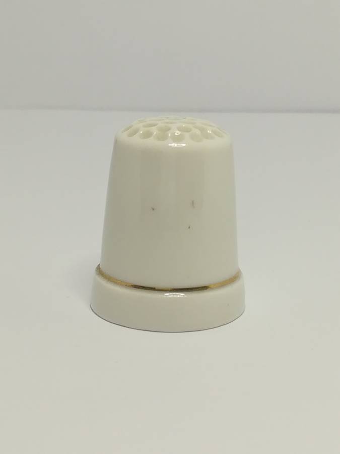 Thimble Porcelain with Butterfly (suitable for Printer's Tray)