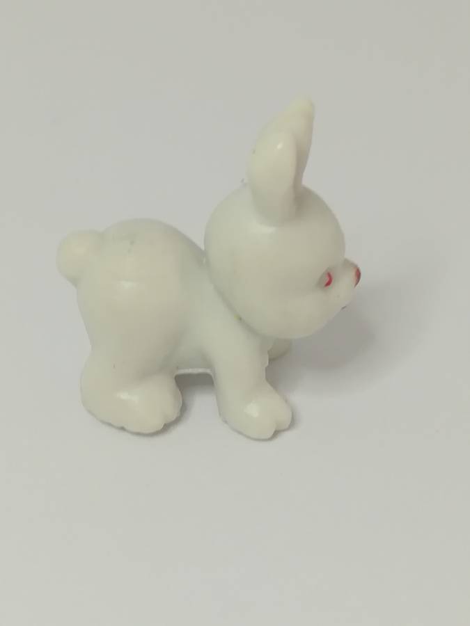 Miniature White Bunny Small (In My Pocket) Collectable