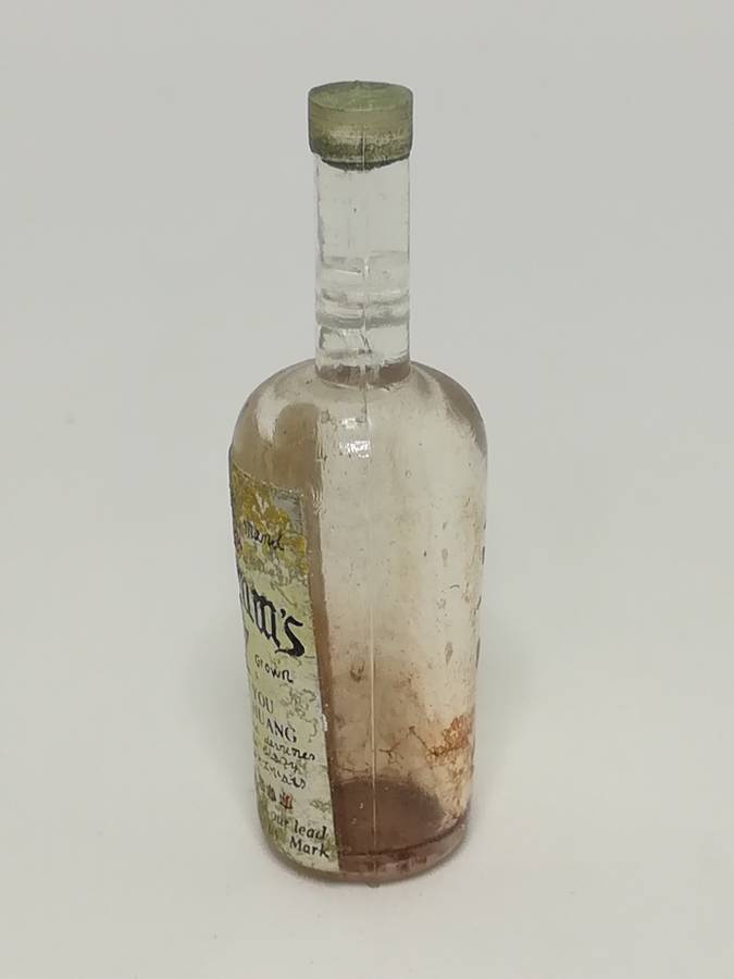 Miniature Bottle Seagrams Seven 7 Grown (for Printer's Tray/Dollhouse)