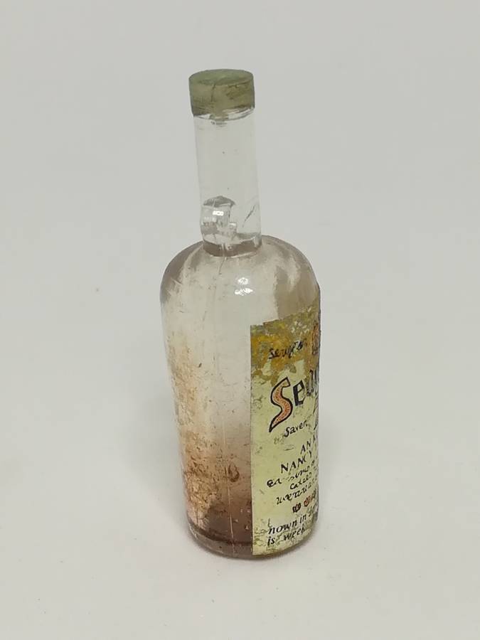 Miniature Bottle Seagrams Seven 7 Grown (for Printer's Tray/Dollhouse)