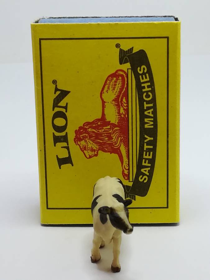 Miniature Black & White Cow - like Schleich (Miniature, suitable for printer's tray)