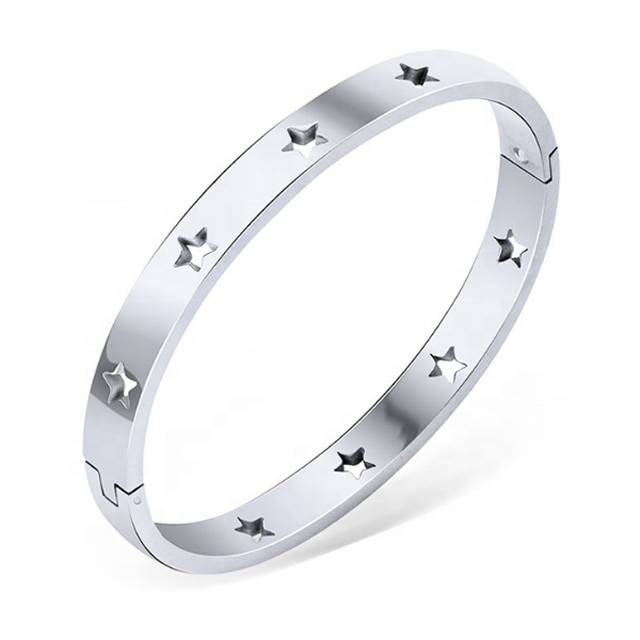 Diva five-pointed star hollow buckle bracelet