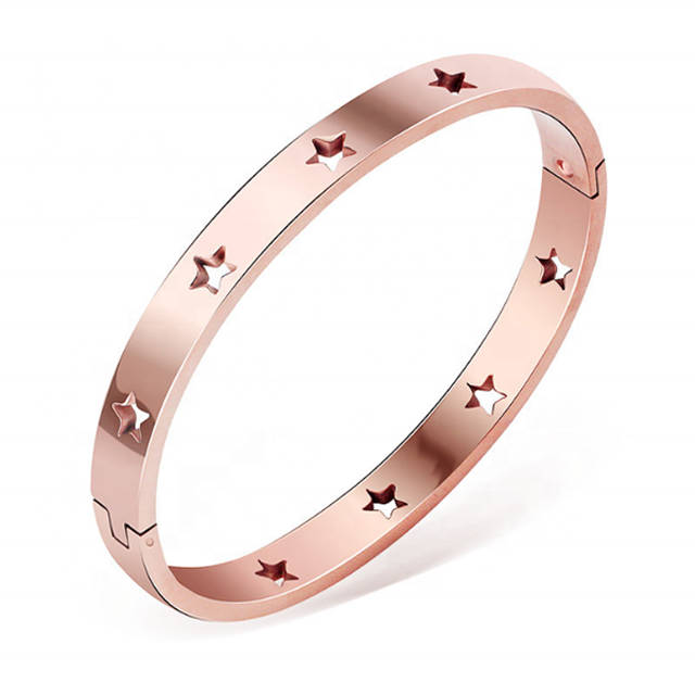 Diva five-pointed star hollow buckle bracelet
