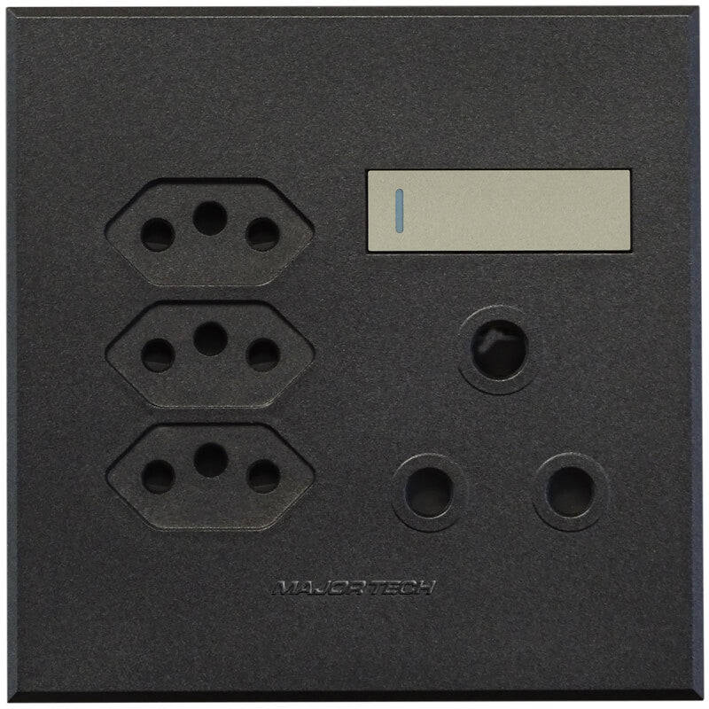 Veti 3 - 4 x 4 Single RSA, Triple V-Slim Sockets