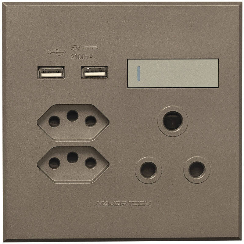 Veti 3 - 4 x 4 USB, Double V-Slim, Single RSA Sockets