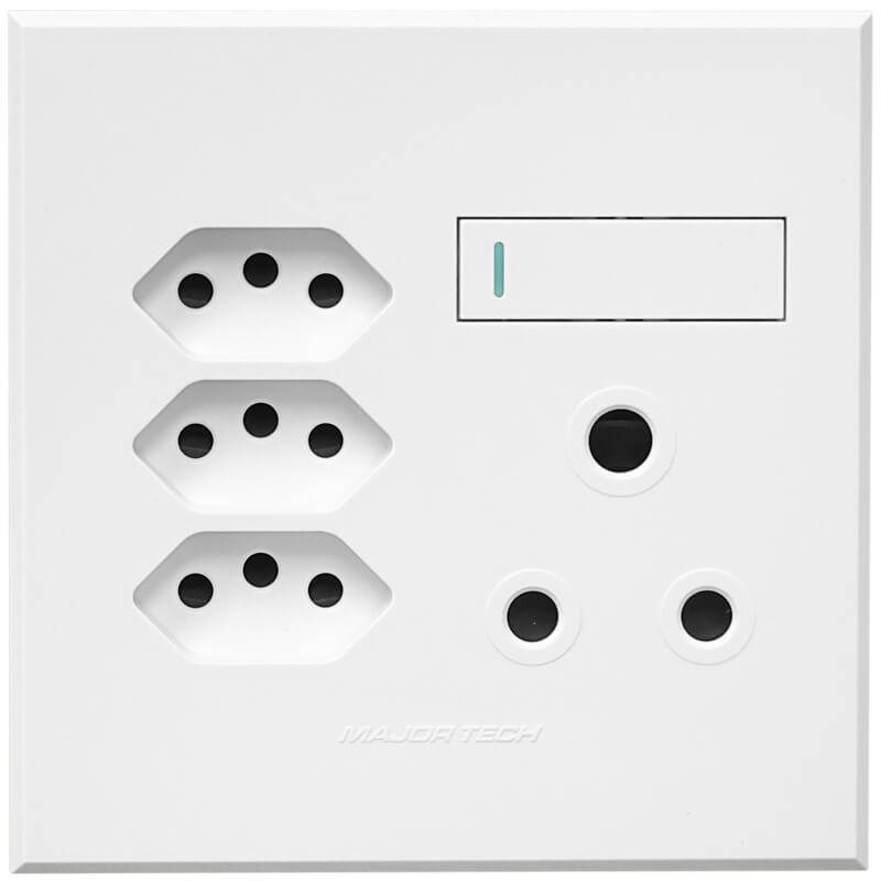Veti 3 - 4 x 4 Single RSA, Triple V-Slim Sockets