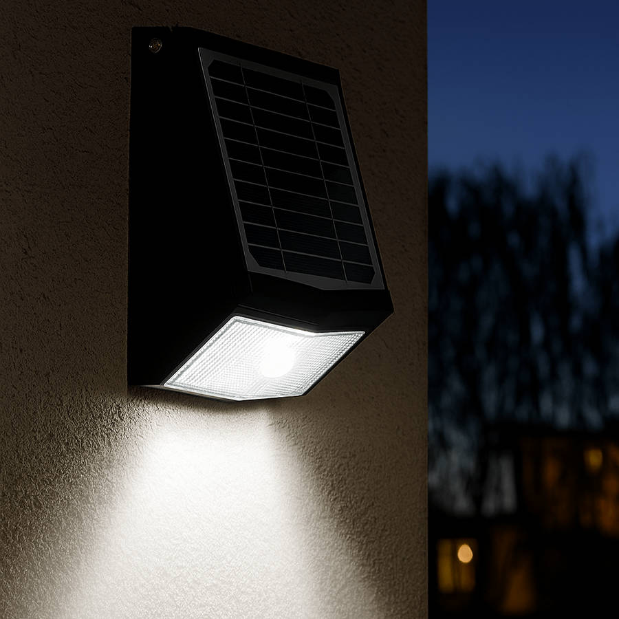 Sunpack Solar Wall Light