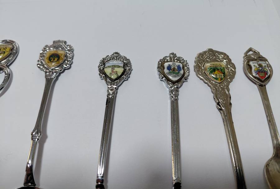 Souvenir Teaspoon & Butter Knife Collection - 9 Crested Spoons Plus 1 Butter Knife