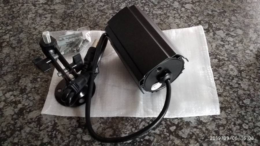 SALucky 700tvl Outdoor IR Camera