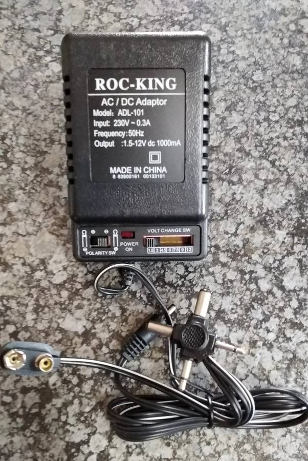 Roc-King Universal AC/DC Power Adapter