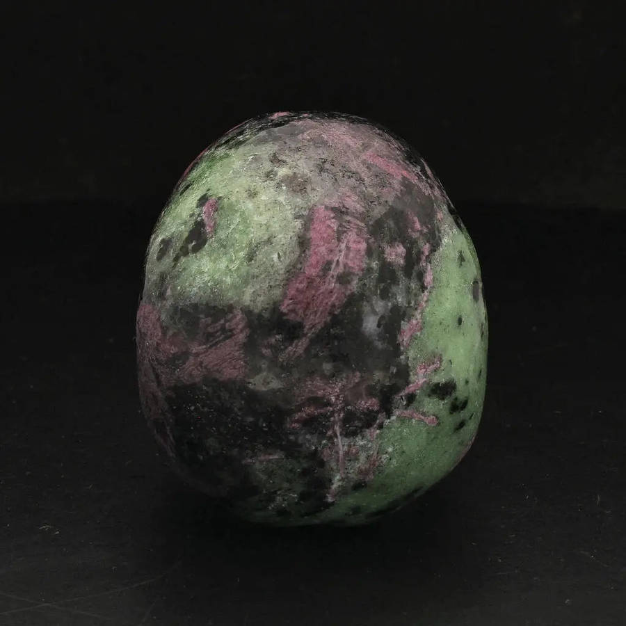Skull of Vitality: Ruby Zoisite Crystal Creation