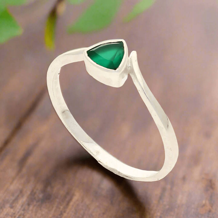 Green Chalcedony Glow: Trillion-Cut Tranquility Ring