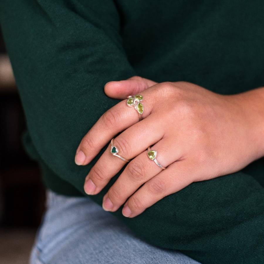 Green Chalcedony Glow: Trillion-Cut Tranquility Ring