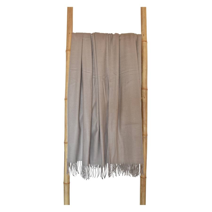 Cobblestone Melody Throw