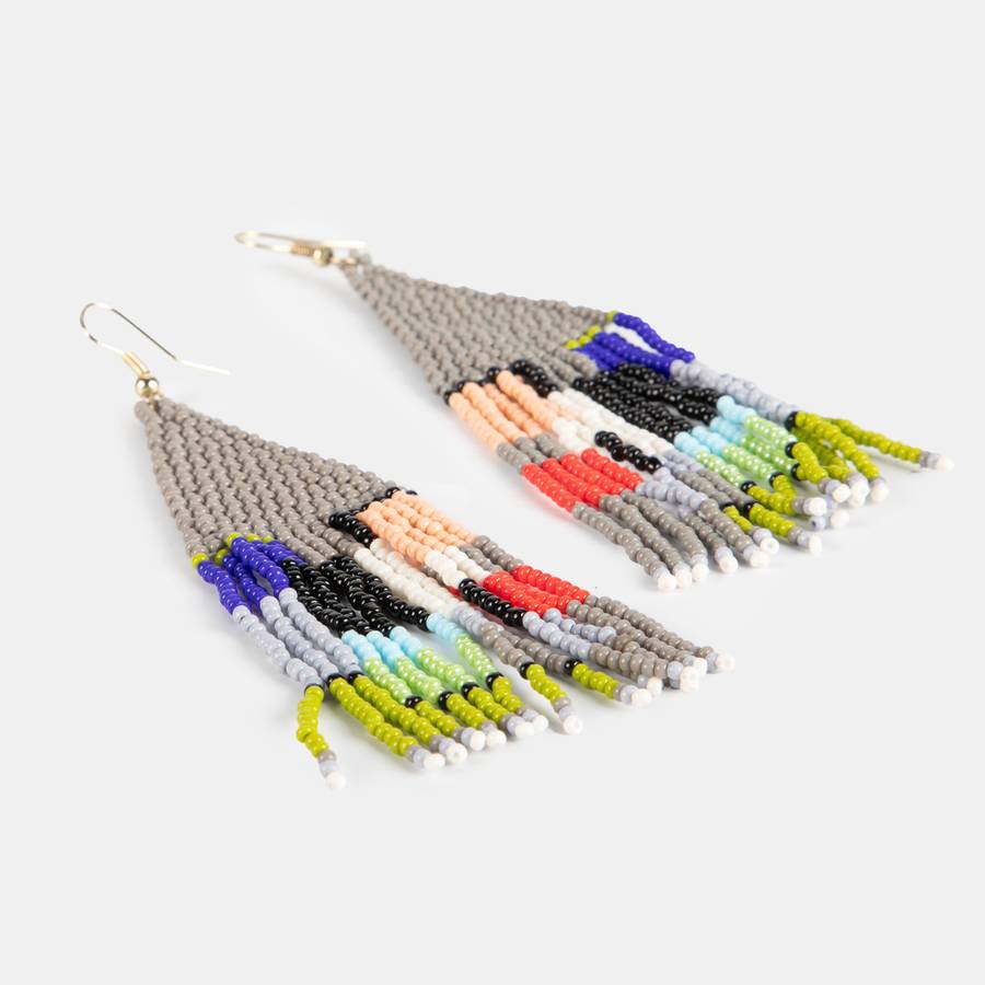 Ladies ' Beaded Hut Tassel Earrings